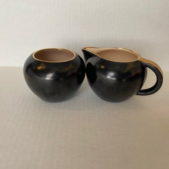 Villeroy and Boch Black and Gold Creamer and Sugar bowl. Vintage. Luxembourg - Picture 2 of 12